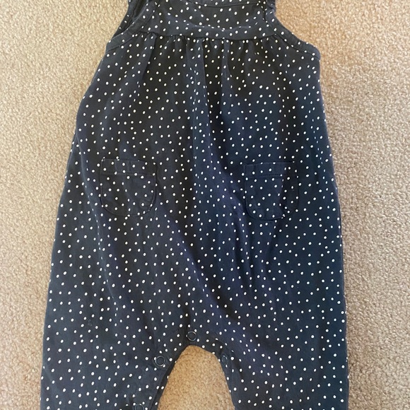 Toddler bundle- size 12 months - Picture 9 of 16